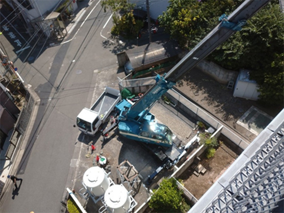 施工中